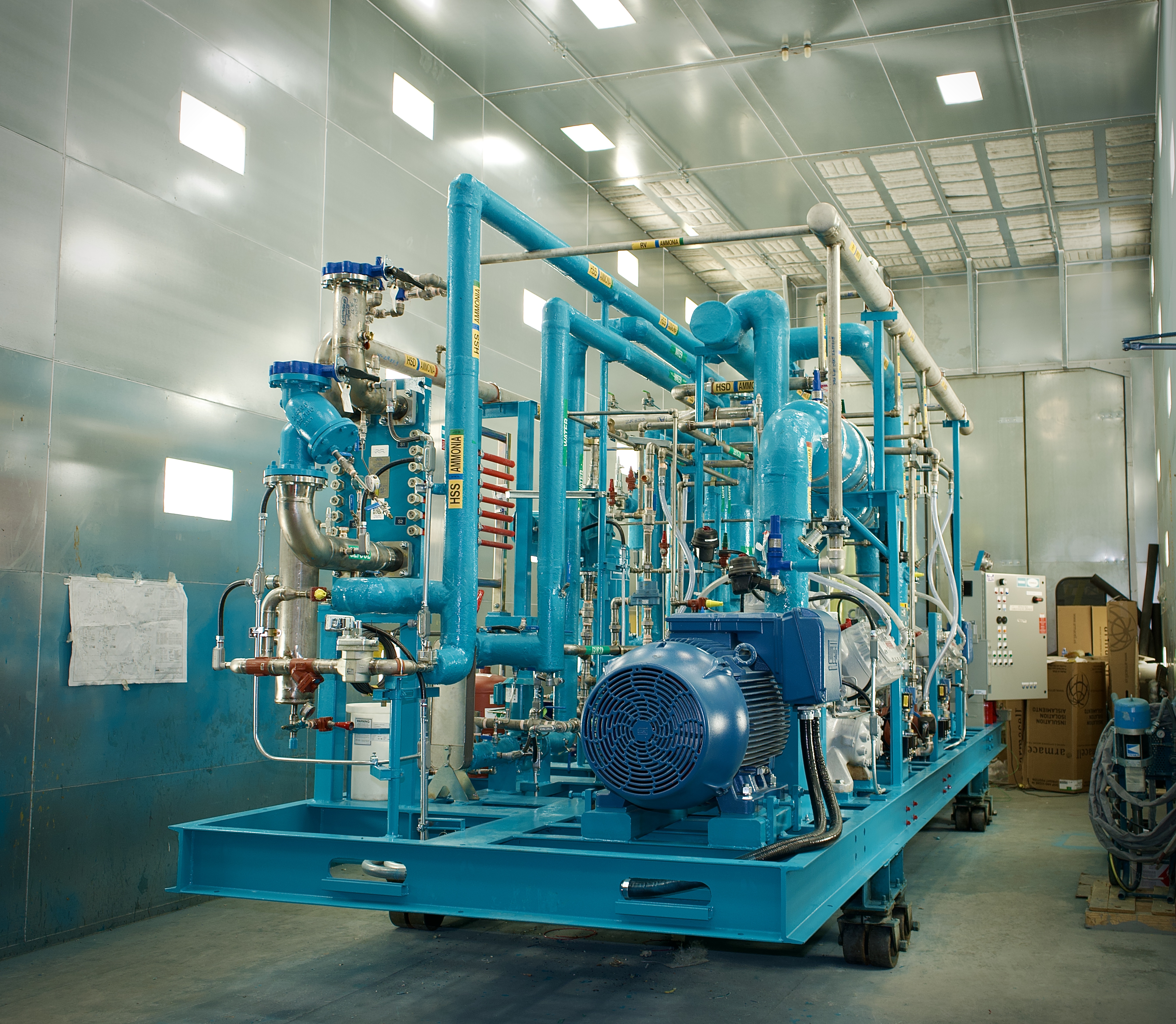 Manikheir Canada facility — ammonia heat pump installation